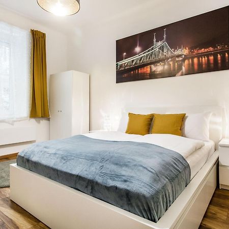 Quiet And Cozy Apartment Near The Danube Budapeşte Dış mekan fotoğraf